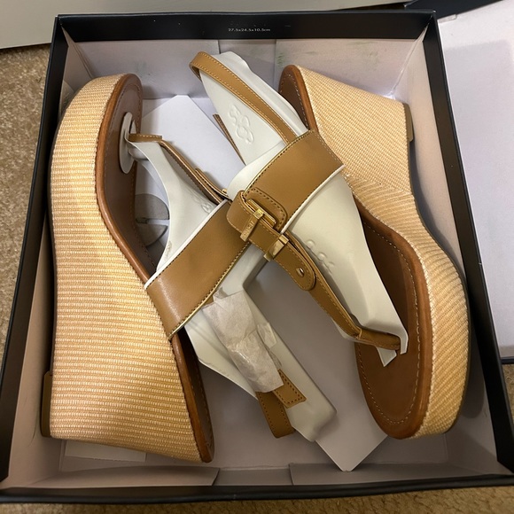 NWT Tommy Hilfiger Maree natural wedged heels - Picture 2 of 7